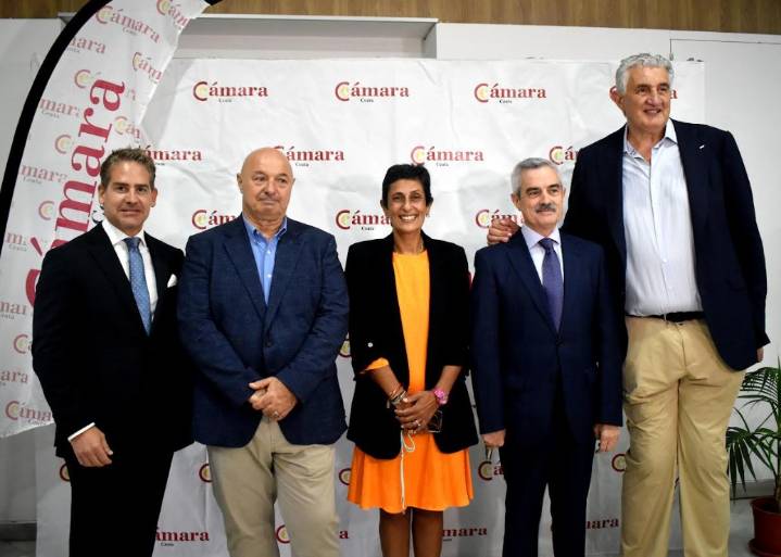 Cámara de Comercio de Ceuta y Fernando Romay apuestan por el talento sénior: “Reinventarse comienza con quererse”