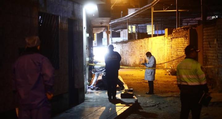 San Martín de Porres: hombre fue asesinado a pedradas en la vía pública 