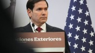 Marco Rubio dice que interceptar botes con drogas "ya no funciona" y que Trump ordenó destruirlo: "Volverá a suceder"