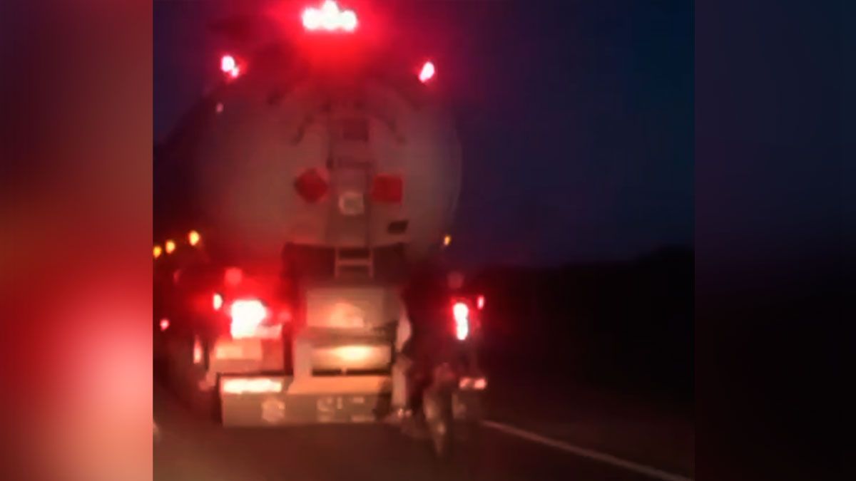 VIDEO: peligrosa maniobra de un motociclista en la Ruta 34 entre Colonia Dora e Icaño