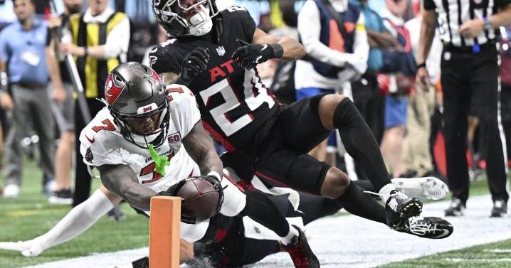 Buccaneers ride 2 TD catches by rookie Egbuka to dramatic 23