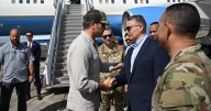El Secretario de Guerra de EE.UU. visita Puerto Rico para apoyar los operativos militares contra el narcotráfico