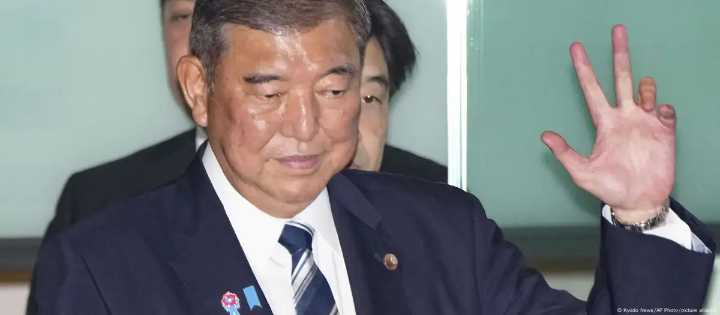 Renunció el primer ministro de Japón
