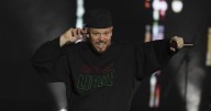 Residente hace un llamado por la paz en Gaza durante su concierto en el Zócalo de Ciudad de México