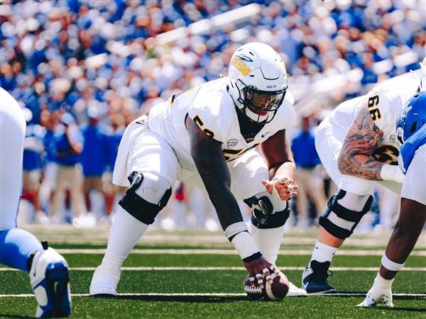 Center of attention: Anthony Boswell fills in and excels for Rockets