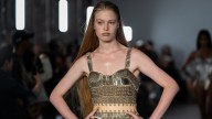 La hija transgénero de Elon Musk sorprendió con su debut en la Semana de la Moda de Nueva York