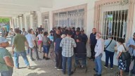 Vuelven a bloquear ingreso al Palacio Municipal de Mazatlán