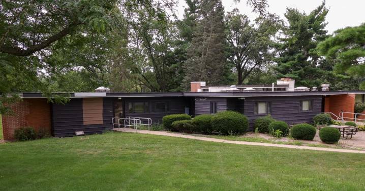 Indiana Landmarks making Linwood House 'beacon' for Valpo