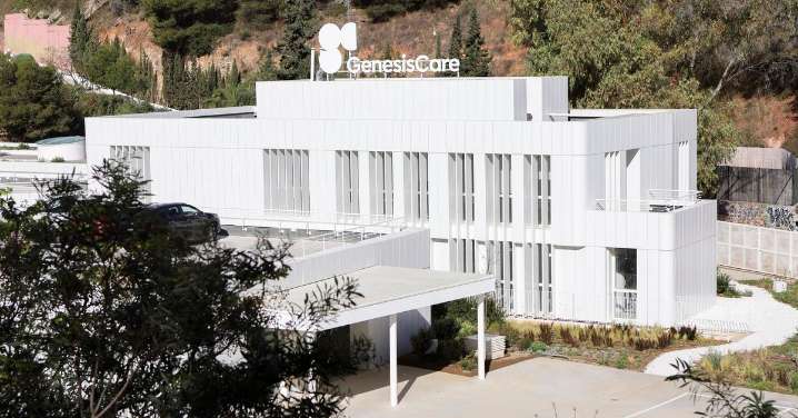 GenesisCare Málaga: centro de excelencia en tratamientos robóticos de columna
