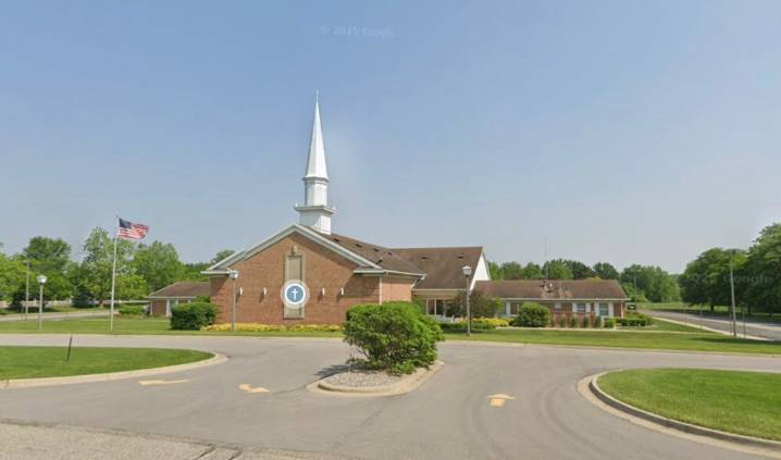 1 killed, 9 wounded in shooting, arson at Michigan church