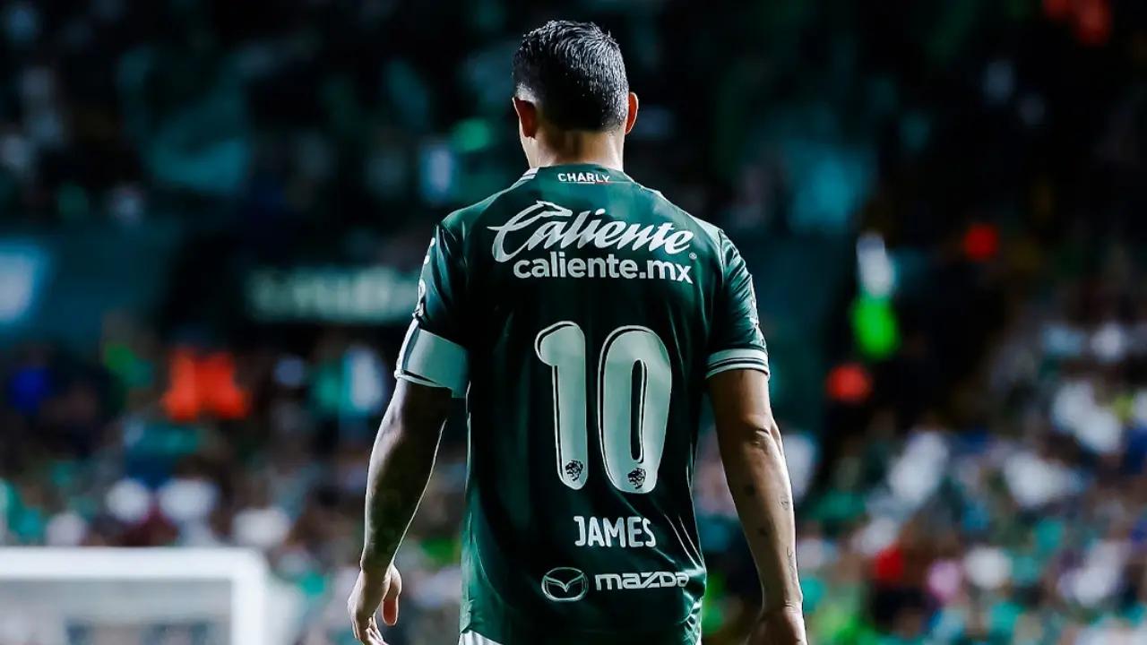 James Rodríguez, atento en León: DT colombiano suena para reemplazar a Eduardo Berizzo