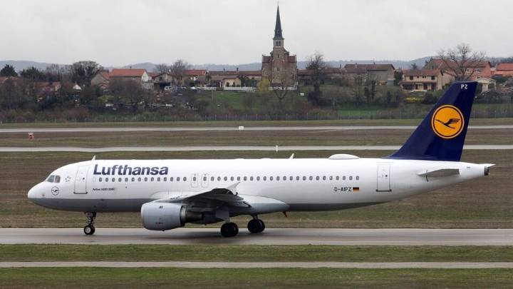 Lufthansa layoffs: German airline plans 4,000 job cuts over next 5 years