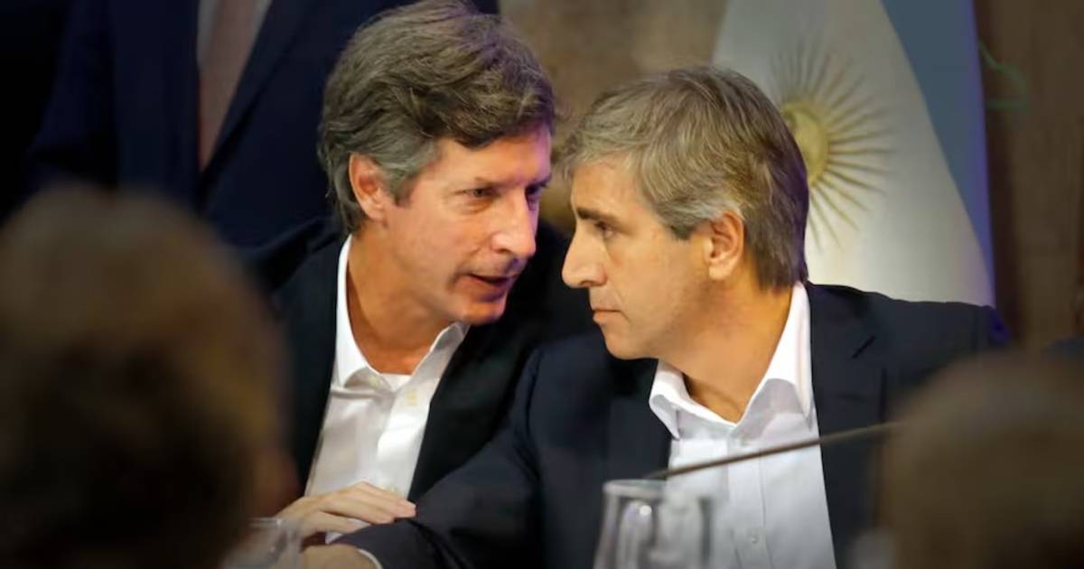 Vuelve el cepo: para cuidar las reservas, los compradores de dólar oficial no podrán operar con los financieros por 90 días