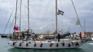 La flotilla con activistas se acerca a Gaza mientras Israel se prepara para interceptarla