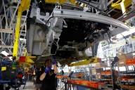 French economic activity contracts at fastest pace since April