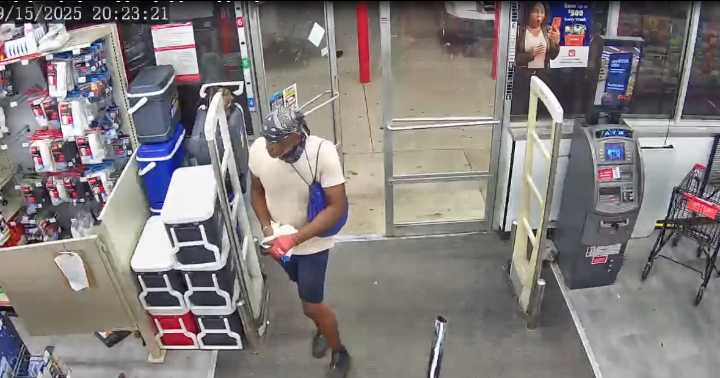 Man wanted for armed robbery in Shreveport