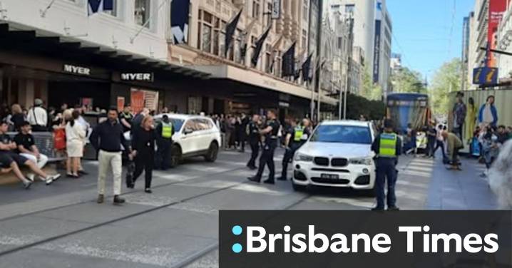 Bourke Street Mall police chase ends in multiple arrests; woman taken to hospital after chase through Melbourne
