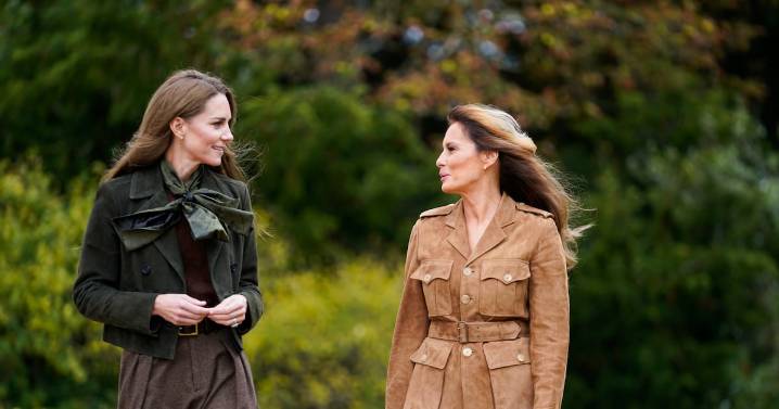 Trump-Britain: Melania and Kate meet kids in public event