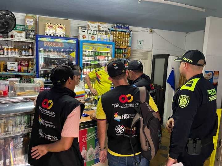 Autoridades cerraron tres bares en Ibagué por irregularidades en venta de licor