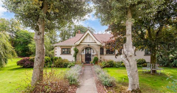 Millionaire Edinburgh home on centuries-old castle estate hits market