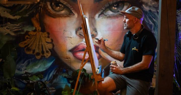 Monthly art event gives artists a voice and community in Little Havana