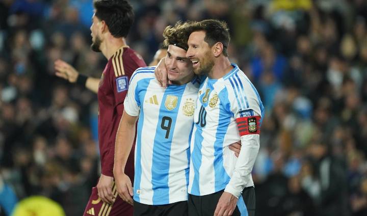 Messi brilló y Argentina venció 3-0 a Venezuela en su despedida local