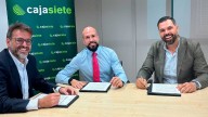 Cajasiete, Wolters Kluwer y Link Soluciones, unen fuerzas para apoyar a PYMEs y autónomos en la implantación del sistema Verifactu
