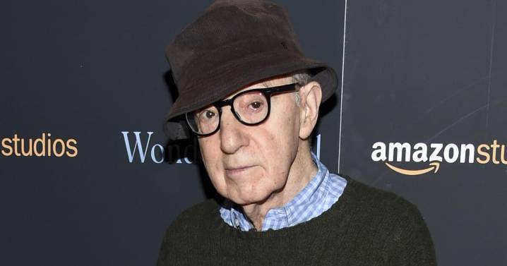 Commentary: Woody Allen praises Trump. Bill Maher plays along. POTUS spreads the love. And democracy weeps.
