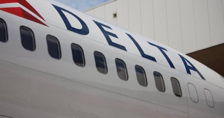 Delta flight from KC to NYC returns to KCI safely after mechanical issue