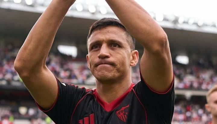 Estrella de España: "Alexis Sánchez es una leyenda; me enseñó muchísimo"