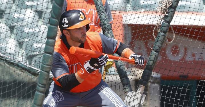 Regresa Francisco Lugo con sed de beisbol a Naranjeros de Hermosillo
