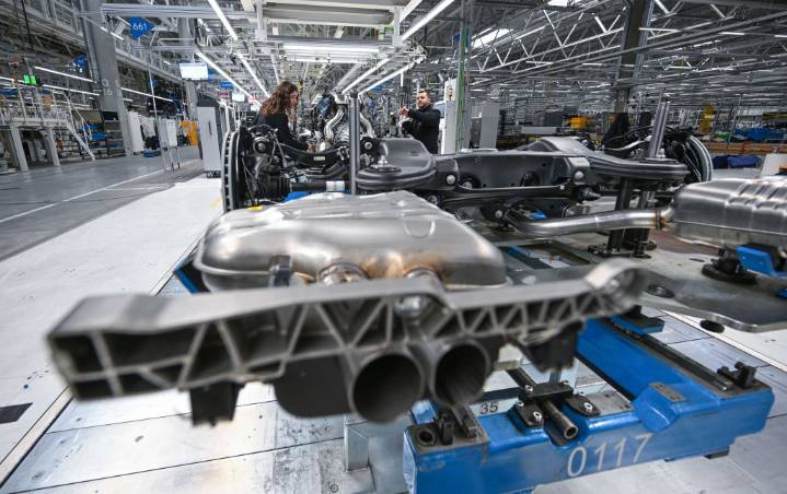 France open to EU car law flexibility in return for made