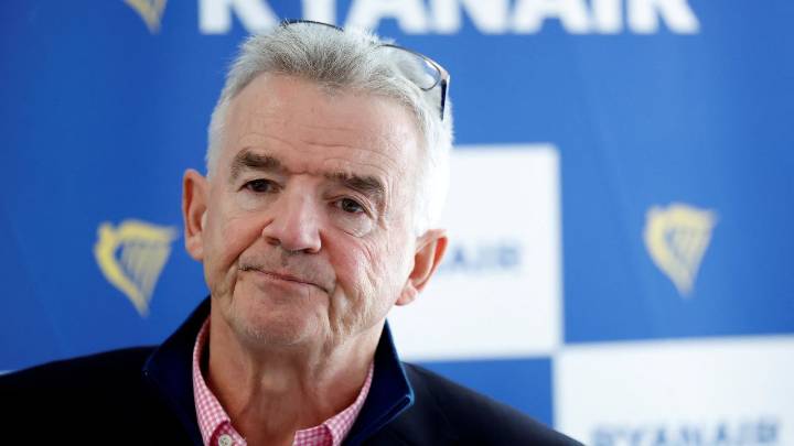 Ryanair contempla recortar otro millón de plazas en sus vuelos a España el próximo verano