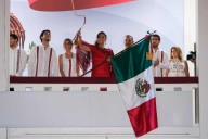 DA MARA LEZAMA EL GRITO EN CHETUMAL: “¡Que viva este gobierno humanista con corazón feminista!”, arenga la Gobernadora al encabezar los festejos de Independencia