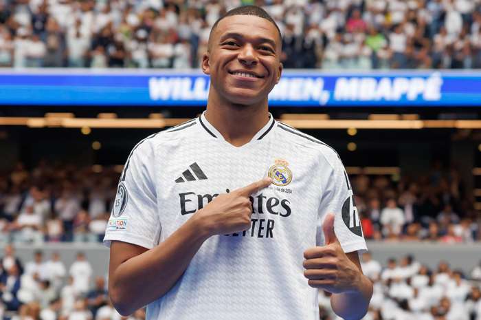 Mbappé suma y sigue; Julián Álvarez, disparado