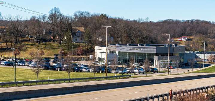 Asbury Automotive: Attractive With Ongoing Service Strength (NYSE:ABG)