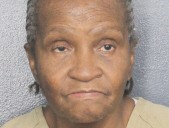 Caregiver charged with stealing Plantation senior's home