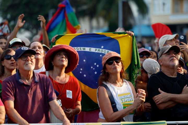 Senado de Brasil rechaza polémico proyecto que dificultaba investigar a legisladores