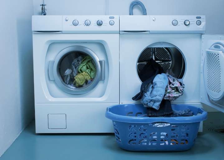 Miss Manners: Overanalyzing the boat club dryer etiquette, but there is a right answer