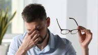 ¿Te sientes agotado sin motivo aparente? La causa podría ser la fatiga emocional y social que drena tu energía. Descubre más sobre esta realidad.
