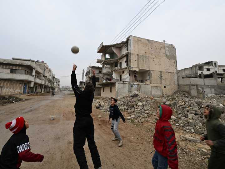 EU asylum applications down 23% with huge drop in Syrian requests in 2025