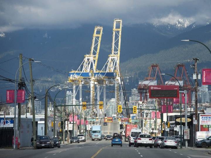 Vancouver councillor wants port entrance reopened for noisy detoured trucks