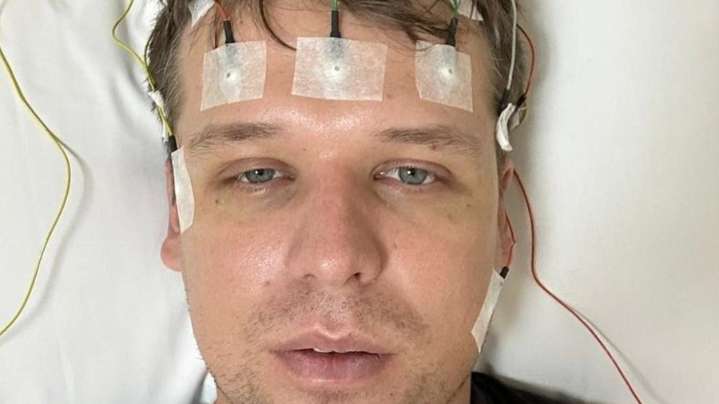 Oliver Alvis, el joven británico que lleva 2 años sin dormir y desespera a la ciencia