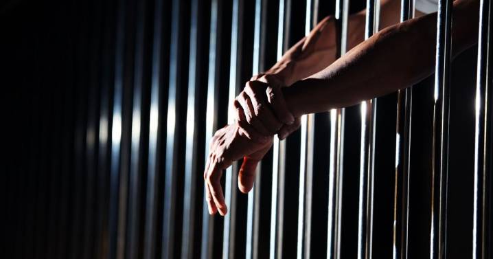 Padre se expone a 50 años de prisión por presuntamente cometer actos lascivos contra su hijo