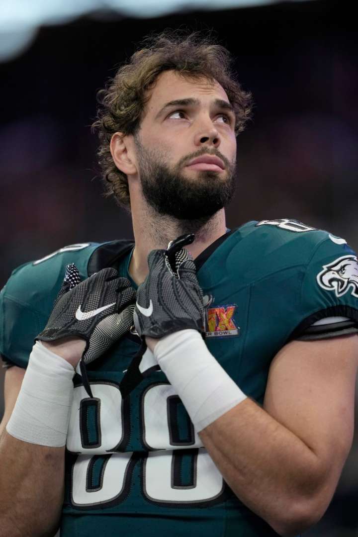 Goedert’s health in doubt, again, as Eagles prep for Chiefs