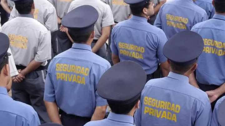Guardas de seguridad en Colombia tendrían más sueldo a partir de esta fecha: la reforma laboral lo ordena