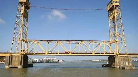 Proponen quitar puente Coatza I para permitir el paso de barcos