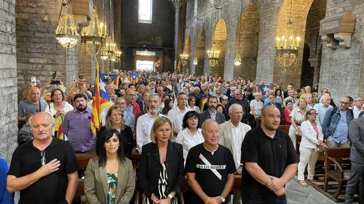 El polémico Toni Albà celebra la Diada junto a Orriols con un discurso en favor de la inmigración