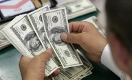 Escalada del dólar y del Riesgo País: los primeros coletazos económicos de la derrota legislativa del Gobierno