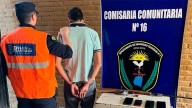 Durante un allanamiento en Clodomira, la policía detuvo a un hombre y secuestró armas y droga